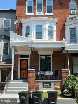 Five-Unit Apartment Building with Expansion Potential