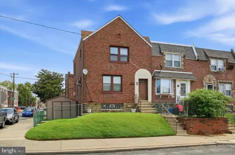 Masonry Duplex with Garage