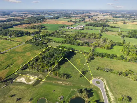 Private Cul-de-Sac Homesite Land