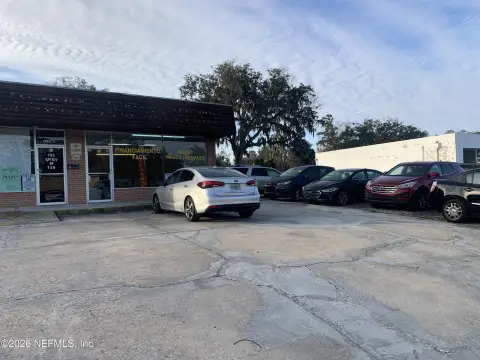 Established Car Lot on Atlantic