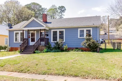 Renovated Duplex with Separate Entrances