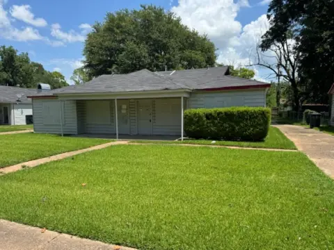 Two-Unit Duplex with Fire Damage