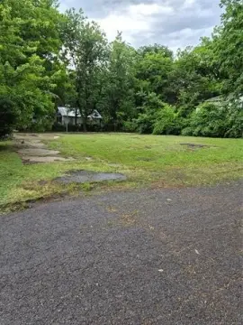 Residential Lot in Checotah, OK