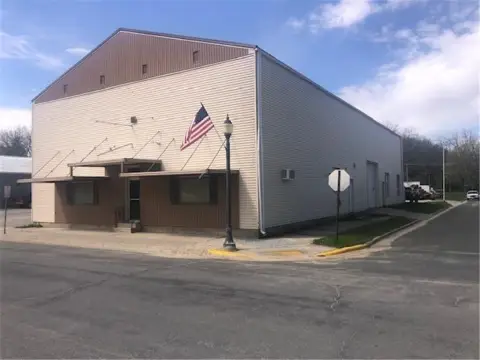 Versatile Commercial Building in Preston