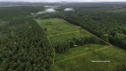 Land Tract with Creekfront