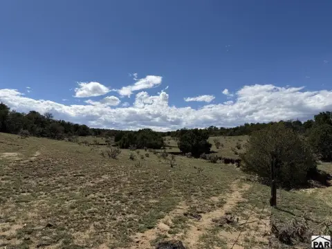 Agricultural Land with Mountain Views