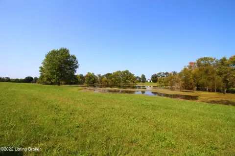 33.54 Acres in Shelbyville, KY