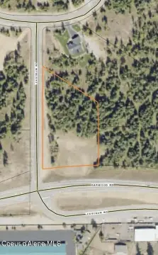 Treed Land in Luxury Community