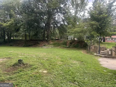 Residential Land in Jonesboro, GA