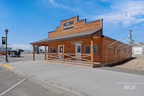 Flex Space with Office Suites