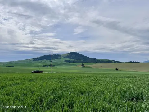 Picturesque 10-Acre Idaho Land Parcel