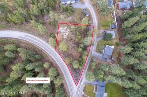 Buildable Wooded Lot in Post Falls