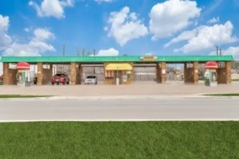 Self-Service Car Wash with Shop
