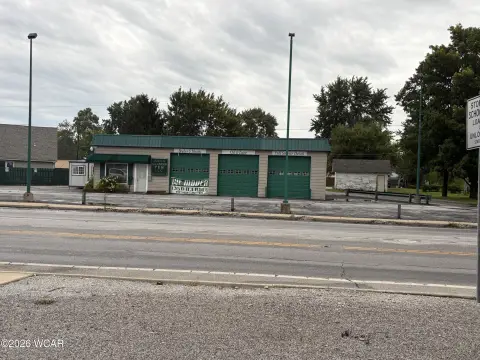 Auto Shop with Overhead Door