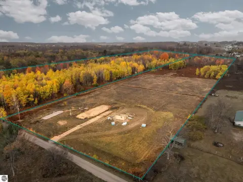 20 Acres Vacant Land