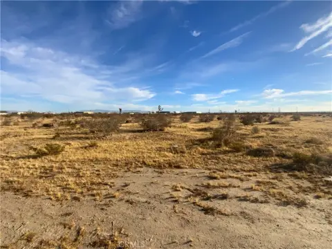 Flat Corner Industrial Lot