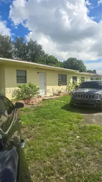 Quadplex with Month-to-Month Tenancies