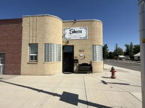 Four-Suite Mixed-Use Property