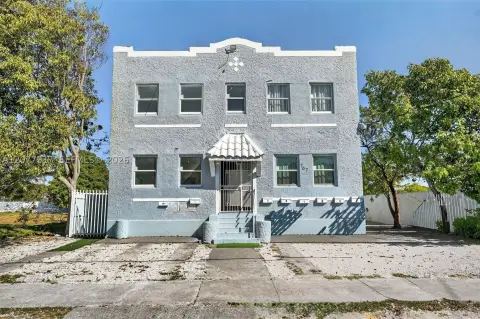 5-Unit Apartment Building