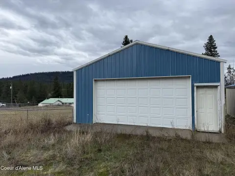 Plummer, ID Land with Shop