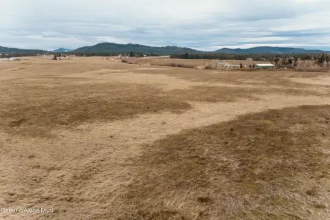 Build-Ready Agricultural Parcel with Views