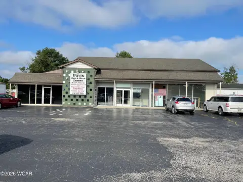 Multi-Storefront Retail Building