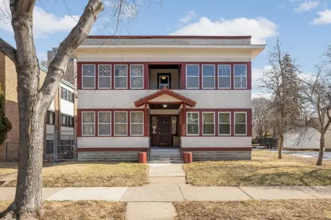 Fourplex on Double Lot