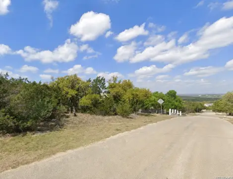 Level Homesite in Deer Meadows