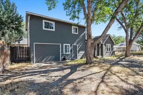 Duplex with Private Fenced Yard