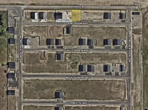 Industrial Lot with Loading Access