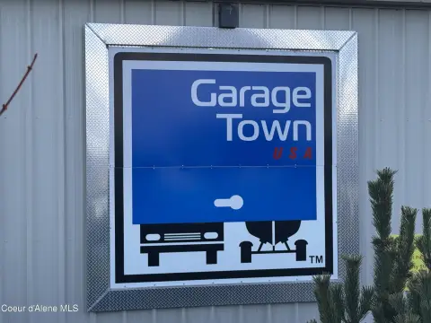 Garage Town Hayden Complex Unit