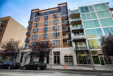 Retail Space with Elevator Access