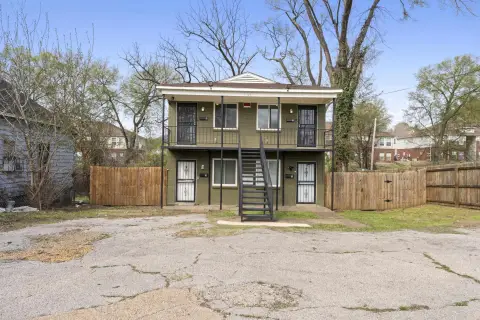 Updated Fourplex Next to Park