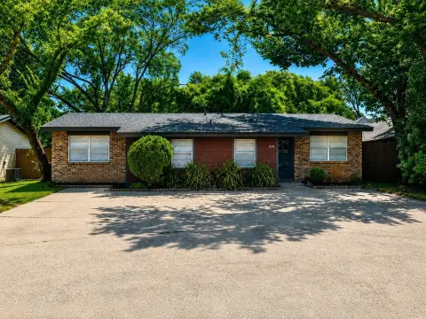 Two-Unit Duplex with Central HVAC