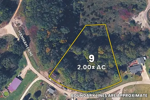 Residential Land in Irvine, KY