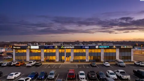 Flex Space with High-Bay Warehouse