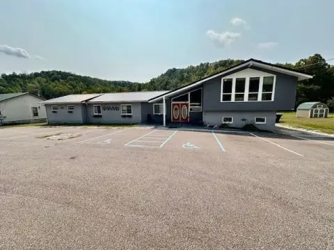 Spacious Commercial Property in Hurricane