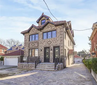 Duplex With Finished Attic