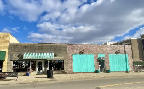 Versatile Space in Antique District