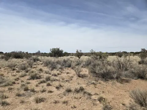 Land in Rio Rancho, NM