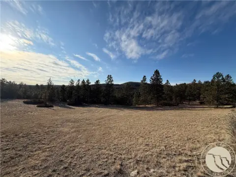 Columbus, MT 9.89-Acre Land Parcel