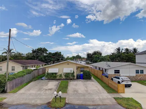 Duplex with Separate Meters