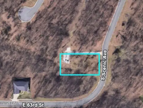 Residential Lot in Hidden Hills