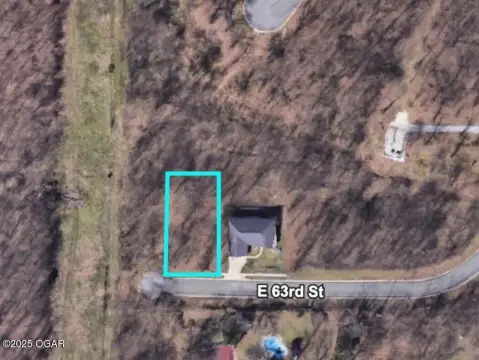 Residential Lot in Hidden Hills