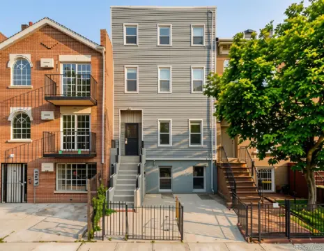 Duplex Townhouse with Private Driveway