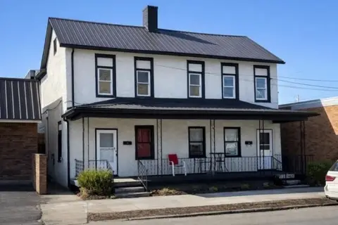 Fourplex in Convenient Ironton Location
