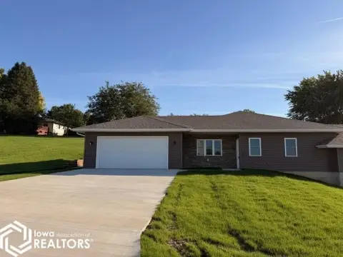 2-Bedroom Duplex with Attached Garage