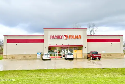 Retail Space with Three-Phase Power