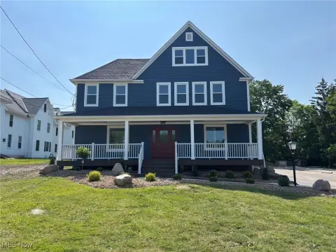 Modern Coworking Space Available