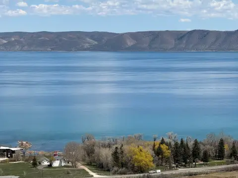 Bear Lake View Land